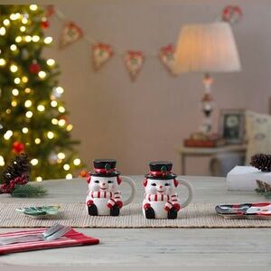 Snowman Holiday Mugs Set Of Two With Lids